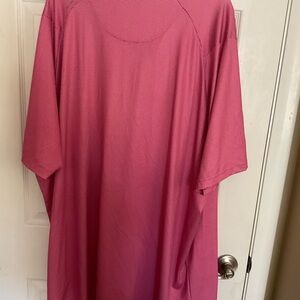 Callaway Crimson Checkered Pattern Button Down Sport Shirt